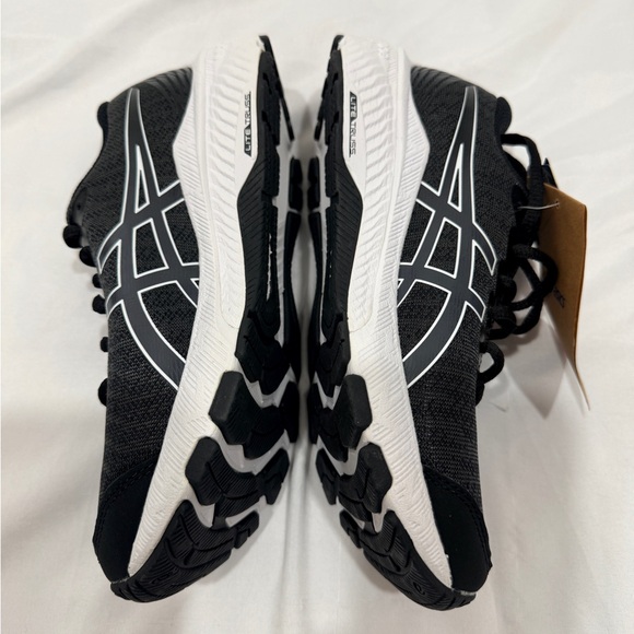 Asics NWT kids GT-2000 running shoes size 3.5 lack and white - Picture 14 of 15